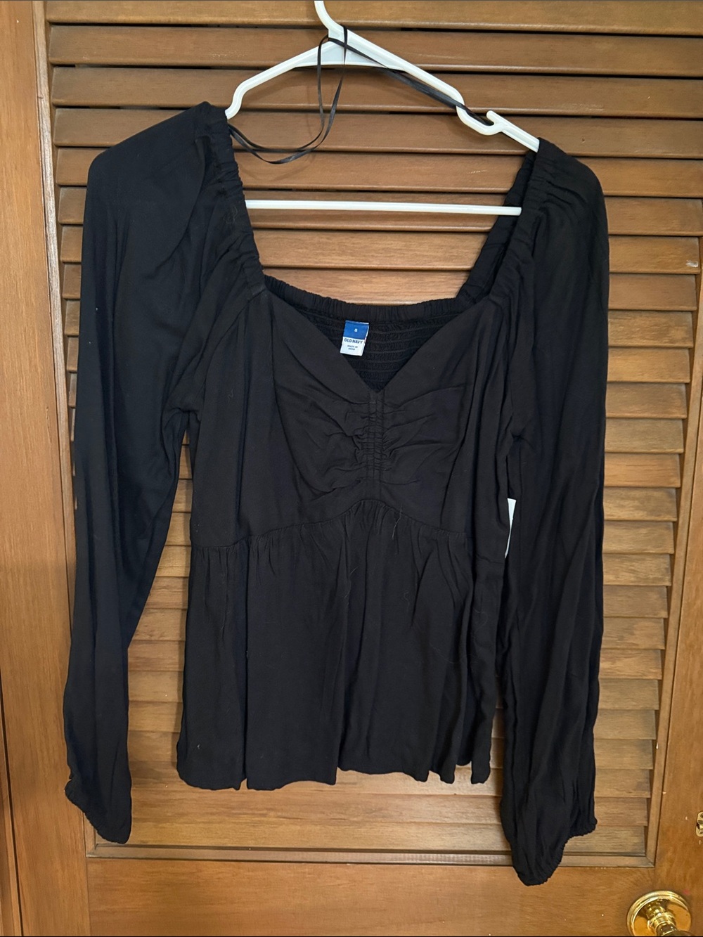 Old Navy Black Long-Sleeve Peasant Blouse